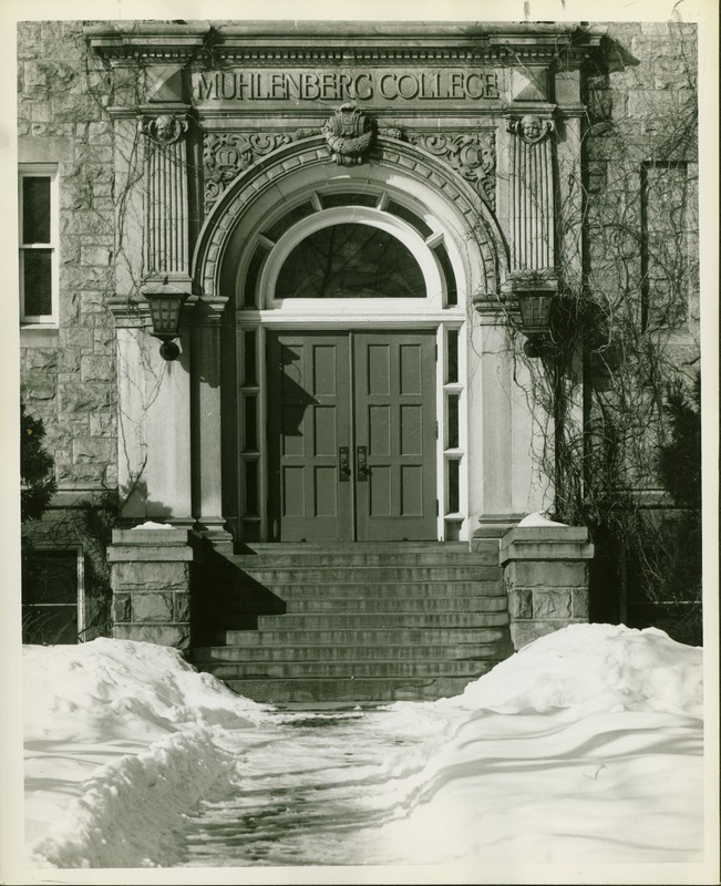 =Ettinger_1900-1960_exterior_doors_002.tif