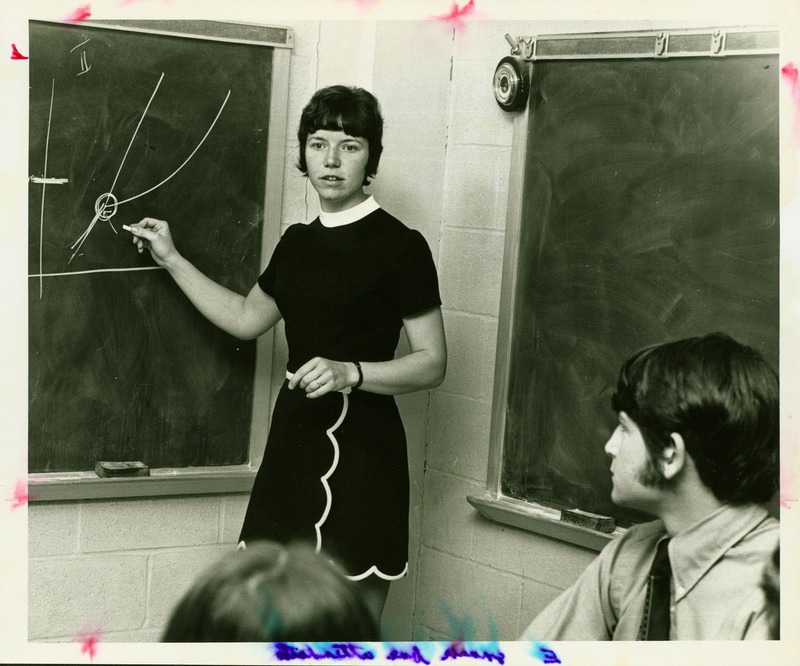 Students_1960s_classes_002.tif
