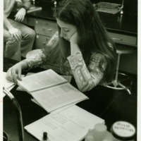 Students_1970s-1980s_laboratory_003.tif